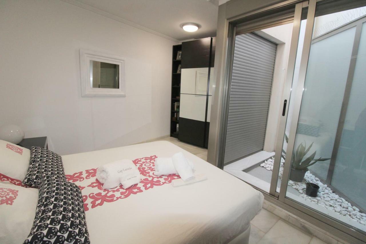 Precioso Apartamento Al Lado De Las Torres De Serrano Valencia Kültér fotó