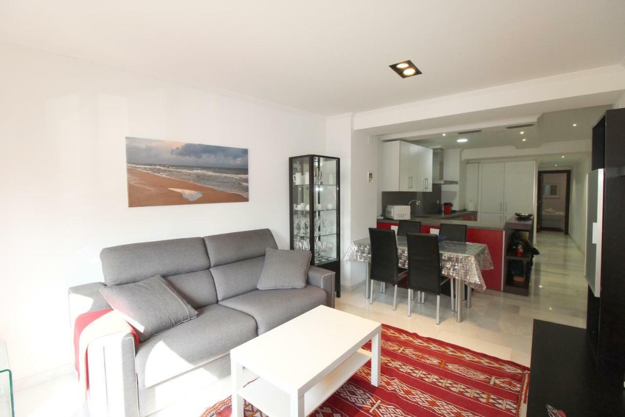 Precioso Apartamento Al Lado De Las Torres De Serrano Valencia Kültér fotó